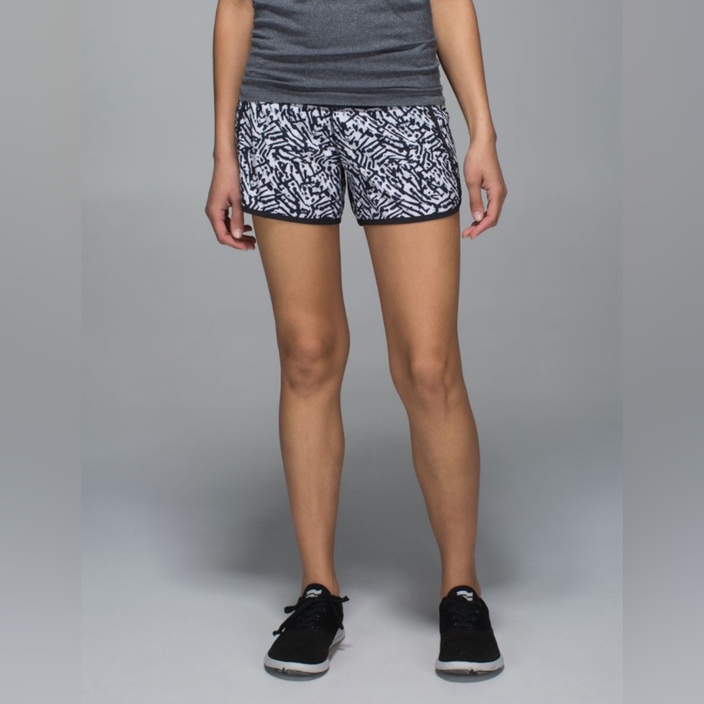 Lululemon Run Times Short *4-way Stretch 4" Shorts